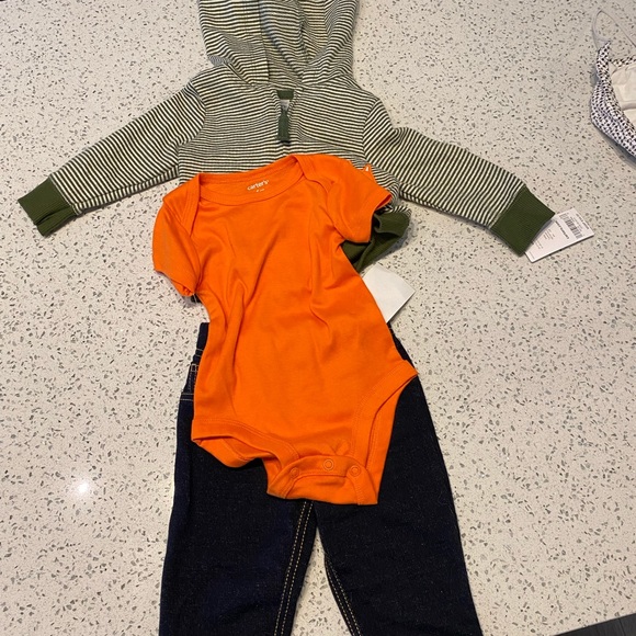 Carter’s 3 pieces - Picture 5 of 5